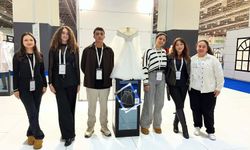 Liselilerin tasarladığı gelinlik IF Wedding Fashion'da sergilendi