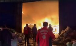 Geri dönüşüm tesisinde yangın