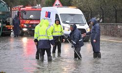 Manisa’da sağanak mesaisi