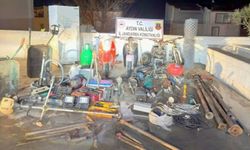 Sağanak sonrası boşaltılan 4 ev soyuldu