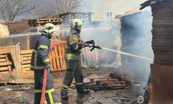 Sobadan çıkan yangını itfaiye söndürdü