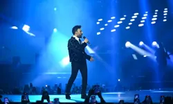 Tarkan, 7 yıl aradan sonra yeniden sahneye çıktı
