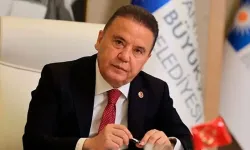 Muhittin Böcek yeniden hastaneye kaldırıldı