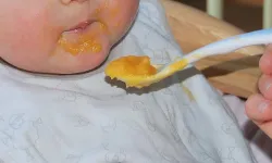 Uzmanından ailelere bebek maması uyarısı!