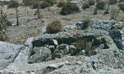 Menemen’de Roma izleri… Çivi bile çakılamayacak!