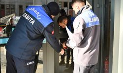 İzmir'de örnek kural: Tarihi geçmiş ürün satan market mühürlendi!