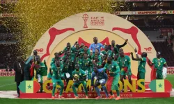 Sahadan çekilen Senegal, geri gelip şampiyon oldu