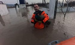 İzmir İtfaiyesi canlar için zamanla yarıştı