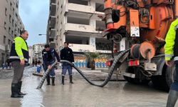 Deniz taşmasının ardından İZDENİZ'den açıklama: 50 yılda bir görülebilir!