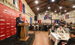 Başkan Tugay gençlerle buluştu: Bazı insanlara cevap vermiyorsak terbiyemizden!