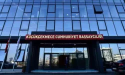 Küçükçekmece Adliyesi'nde saldırı girişimi: Avukat gözaltına alındı!