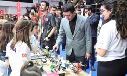 Bayraklı, Fibonacci Uluslararası Robot Olimpiyatları’na ev sahipliği yaptı