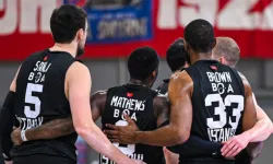 Beşiktaş'tan ırkçı pankarta sert tepki: 'Bu çirkin saldırı...'