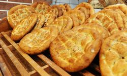 Karşıyaka’da 'Askıda Pide' kampanyası!