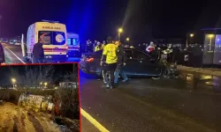 Otomobilin çarptığı özel halk otobüsü devrildi: 5 yaralı