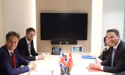 Bakan Bayraktar'dan peş peşe önemli görüşmeler