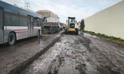 Sağanak sonrası yollar yeniden ulaşıma açılıyor