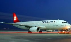 Futbolcuları taşıyordu: Zorunlu iniş yaptı!