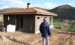 Yangında küle dönmüştü... Cavit Amca yuvasına kavuşuyor!