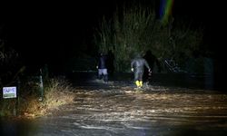 Muğla'da sağanak: Evleri su bastı!