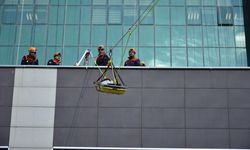 İzmir Adliyesi'nde nefes kesen tatbikat!