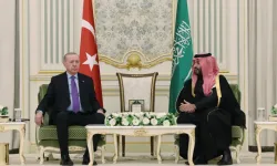 Erdoğan, Suudi Arabistan'da: Prens Selman ile bir araya geldi!