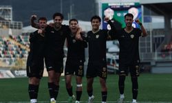 Bornova seriye bağladı, Çoruhlu FK'nın hasreti bitti