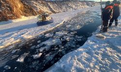 Baykal Gölü’nde buz altına giren araçta 8 kişi öldü