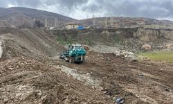 Elbiz Deresi'nde temizlik çalışmalar tam gaz