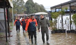 Köyceğiz Gölü taştı... Kordonu su bastı!