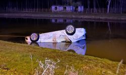 Otomobil sulama kanalına devrildi: 1 kişi can verdi!