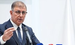 Kılıçlar çekildi… Başkan Tugay’dan Soyer’e yanıt: ‘Suçlu’ etiketini reddediyorum!