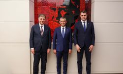 Tugay ve Güç’ten 'Özel' ziyaret!