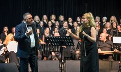 Aşkın ve nostaljinin sesi Bornova’da yükseldi