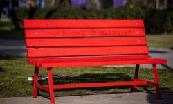 İzmir Büyükşehir'den farkındalık hareketi: Kırmızı bank uygulaması!