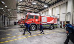 İzmir itfaiyesinden büyük fedakarlık!