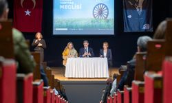 Başkan Tugay 'ön yargıya' dikkat çekti: Roman çocuklarının sorunlarını çözmeliyiz!