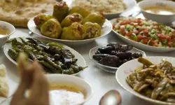 Uzmanı açıkladı: Bayramda nasıl beslenmeliyiz?