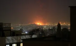 Tahran'da petrol depolama tesisleri vuruldu!