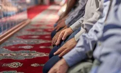 İzmir'de bayram namazı saat kaçta kılınacak?