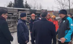 İşçi servisi devrildi: Ölü ve çok sayıda yaralı var!