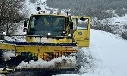 İzmir'in çatısı beyaza büründü!