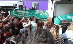 Fatma Nur ve kızı İkra'nın tabutlarını kadınlar omuzladı!