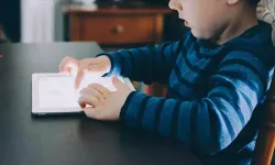 Teklif Meclis'e sunuldu: Sanal medyaya 15 yaş sınırı geliyor