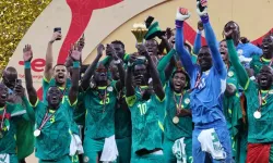 Afrika Kupası el değiştirdi... Senegal'den alınıp Fas'a verildi!