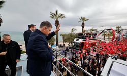 Başkan Tugay, Kuşadası mitingine katıldı