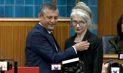 Emine Ülker Tarhan CHP'ye geri döndü!