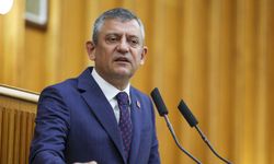 CHP Lideri Özel, İmamoğlu'nu ziyaret etti