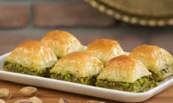 Türkiye'nin ünlü baklavacısı satışa çıkarıldı