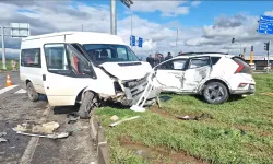 Diyarbakır'da öğrenci servisi kazaya karıştı: Yaralılar var